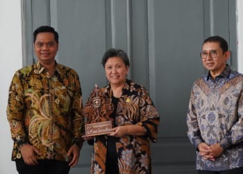 Pembukaan pameran TATAH di Jakarta menampilkan ukir Jepara dan Menteri Kebudayaan Fadli Zon bersama tamu undangan