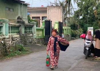 lansia jualan bubur keliling di Jepara berangkat haji 2026