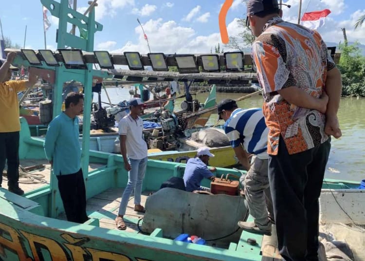 nelayan Jepara uji coba Petasol BRIN di perahu laut