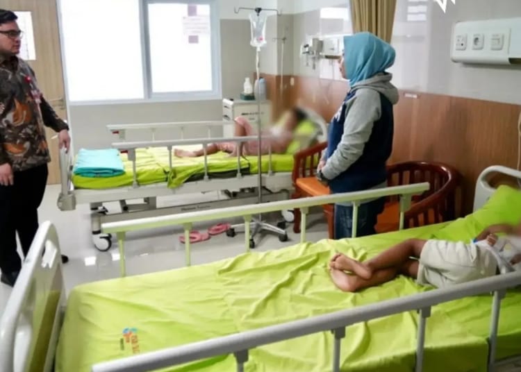 Siswa Kediri dirawat di RS usai diduga keracunan makanan program MBG