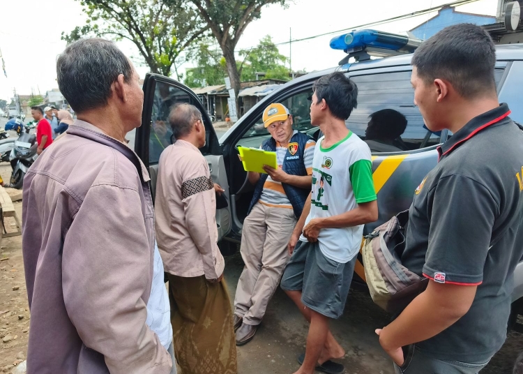 Penjual es degan di Mayong Jepara bersimbah darah usai diduga menjadi korban penusukan