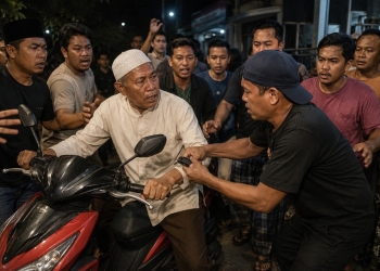 ilustrasi perampasan motor di halaman masjid jepara malam hari