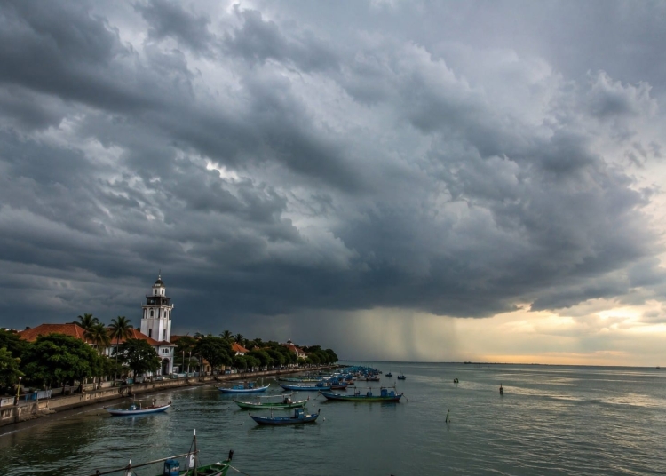 cuaca jepara 17 mei 2026 hujan ringan bmkg