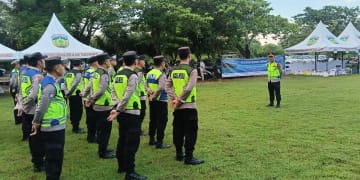 Apel kesiapan pengamanan May Day 2026 oleh Polres Jepara di Lapangan Bandengan