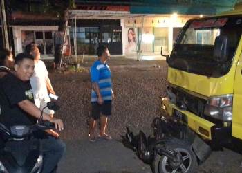 kecelakaan truk tabrak motor di Mayong Jepara dini hari