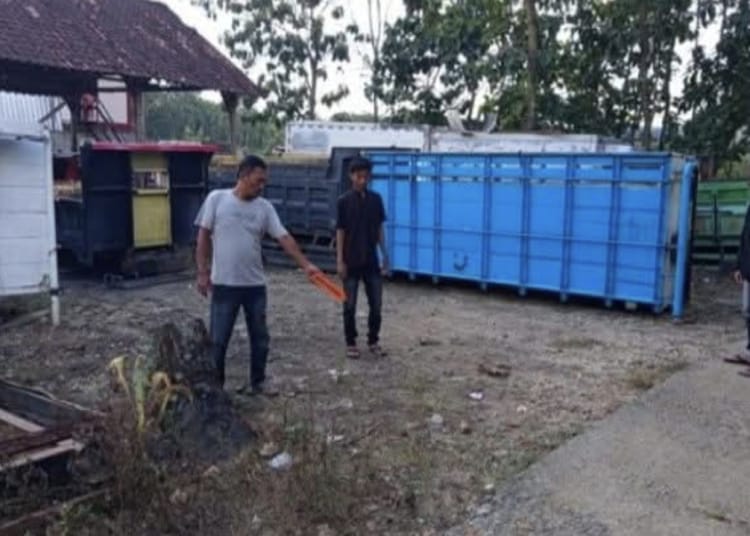 penonton dangdut parkir motor sedekah bumi blora
