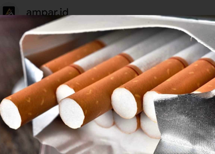 petugas menyita rokok ilegal dalam razia gabungan di Jepara 13 Mei 2026