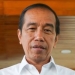 Jokowi memberikan keterangan terkait gugatan ijazah di kediamannya