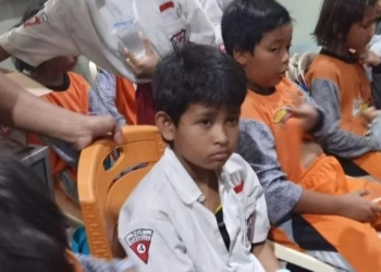 Ratusan siswa di Surabaya mengalami keracunan massal usai menyantap menu MBG diduga dari olahan daging