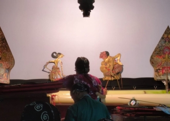 Pagelaran wayang kulit Wisanggeni Gugat di Sedekah Bumi Bandengan Jepara 2026