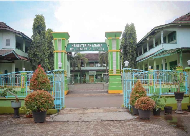 Siswa MTsN 2 Jepara mengikuti program kelas unggulan tahfidz sains bahasa 2026