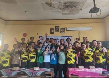 FOPI Jepara roadshow petanque di SDN 7 Tulakan Donorojo bantu peralatan olahraga