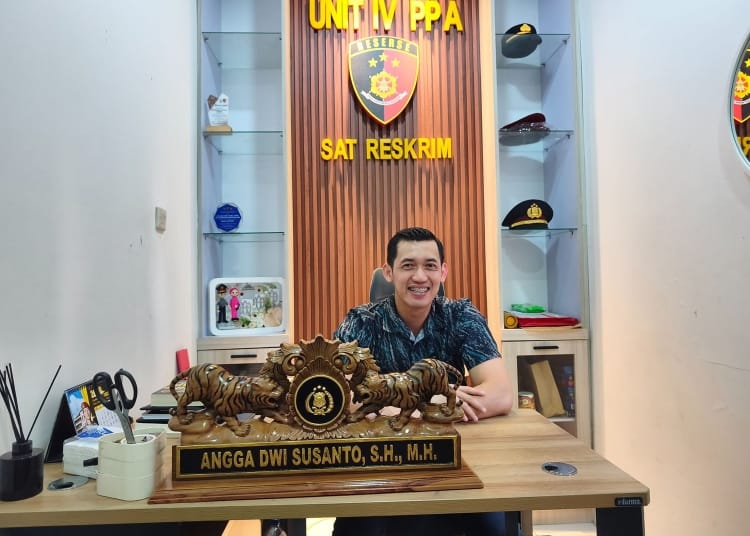 Kanit Unit 4 PPA Polres Jepara Ipda Angga Dwi Susanto menjelaskan perkembangan kasus yang telah memasuki tahap P-21.