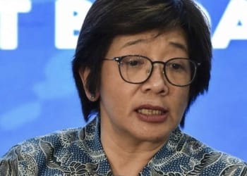 Kepala BGN Nanik Sudaryati dan Wakil Kepala BGN Agustina Arumsari saat rapat bahas program MBG di DPR