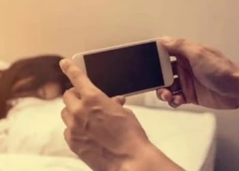 Ilustrasi video viral terkait kasus dugaan VCS siswi di Ngawi