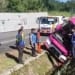 Bus pariwisata terguling di Tol Semarang-Solo KM 454, Kabupaten Semarang, mengakibatkan dua penumpang meninggal dunia.