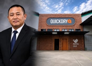 Akademisi Jepara Djoko T.P. menyoroti kasus Luluk di PT Urecel Indonesia dan pentingnya perlindungan hak buruh.
