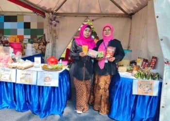 UMKM Purworejo memamerkan keripik bonggol pisang dan produk olahan pangan lokal pada Festival Olahan Pangan Jawa Tengah 2026 di TMII Jakarta