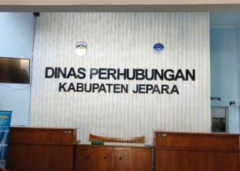 Kadishub Jepara Deni Hendarko memberikan klarifikasi terkait insiden pegawai Dishub berinisial AB yang viral di Jepara.