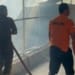 Petugas Damkar Jepara memadamkan kebakaran gudang di Desa Senenan, Kecamatan Tahunan, Jumat 24 Juli 2026.