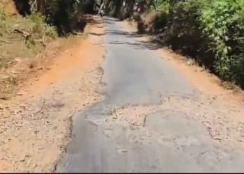 Jalan Kawak–Ngipik Jepara rusak parah dan berlubang