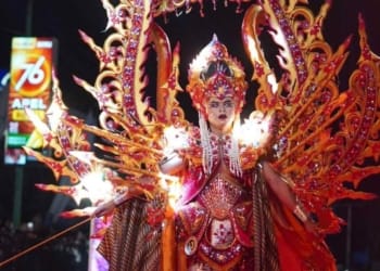 Jepara Art Carnival 2026 meriah dengan parade busana budaya di Jalan Pemuda Jepara