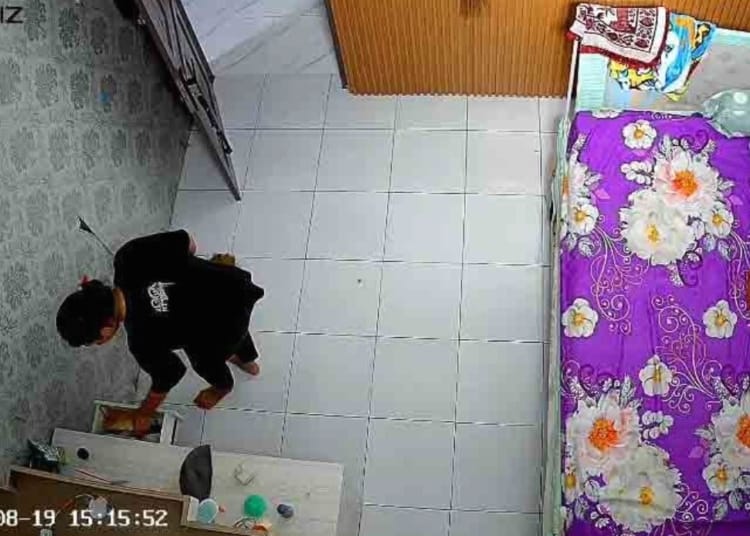 ART Jepara diduga mencuri uang majikan Rp10-15 juta terekam CCTV