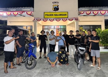 Motor warga Nalumsari Jepara dicuri tengah malam dan terekam CCTV