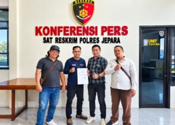 Tim kuasa hukum Metro8.news resmi mengadukan akun Facebook Suara Jepara ke Polres Jepara