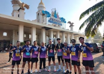 Kepala Bank Jateng Cabang Jepara Nanang Wahyudi mengikuti Running for Health RSI Sultan Hadlirin