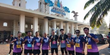 Kepala Bank Jateng Cabang Jepara Nanang Wahyudi mengikuti Running for Health RSI Sultan Hadlirin