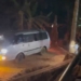 Kia Pregio terjebak di jalur darurat Jembatan Kawak Jepara