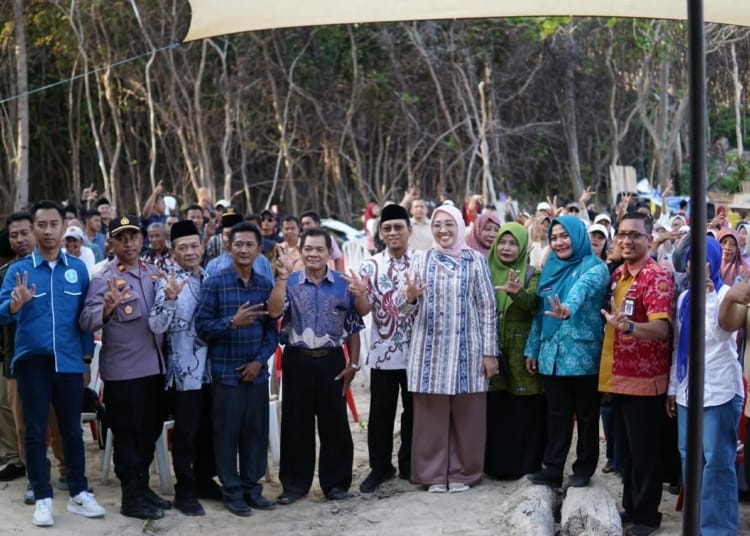 Gekraf Jepara bersama MPR RI menyerap aspirasi pelaku ekonomi kreatif Karimunjawa