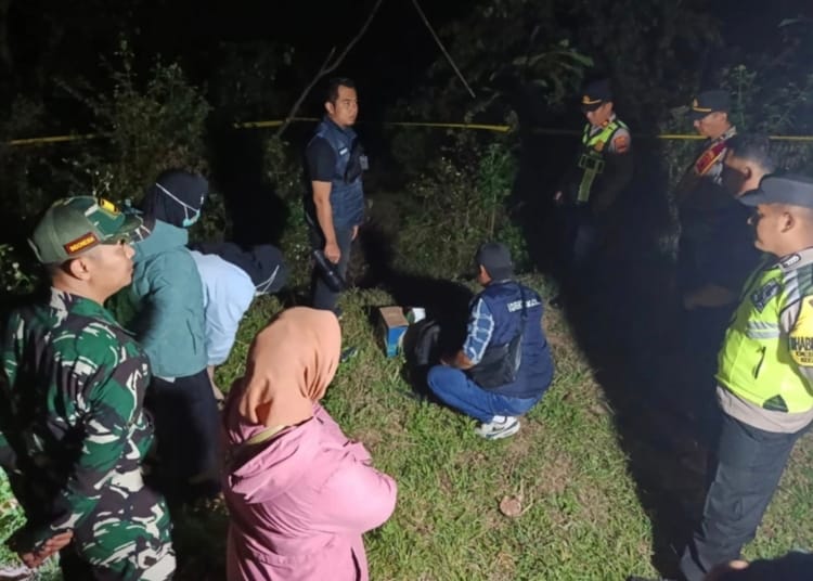Bayi perempuan ditemukan terkubur di kebun warga di Semarang