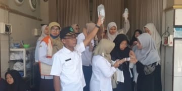 Korban keracunan MBG Sidoarjo mencapai 730 orang, puluhan masih dirawat dan kepala SPPG dicopot BGN