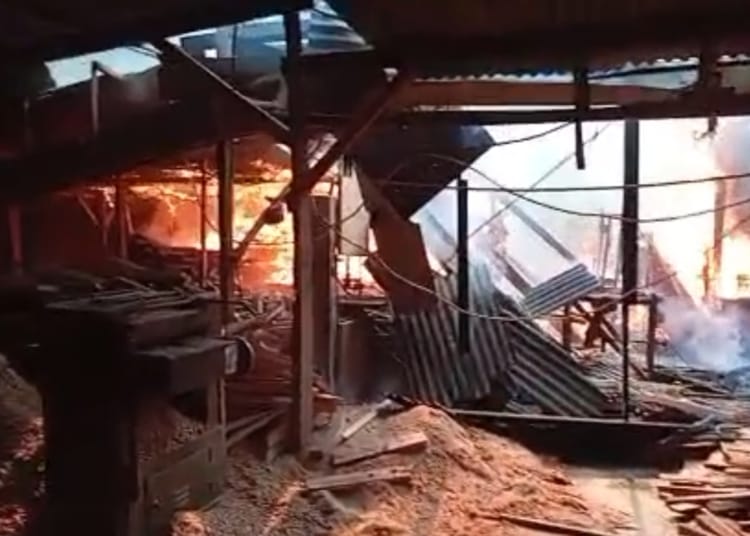 Kebakaran gudang mebel di Kuanyar Mayong Jepara