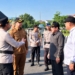 Ketua DPRD Jepara Agus Sutisna bersama Bupati Jepara Witiarso Utomo dan jajaran kepolisian dalam apel pengamanan Pilpet serentak 2026 di Jepara.