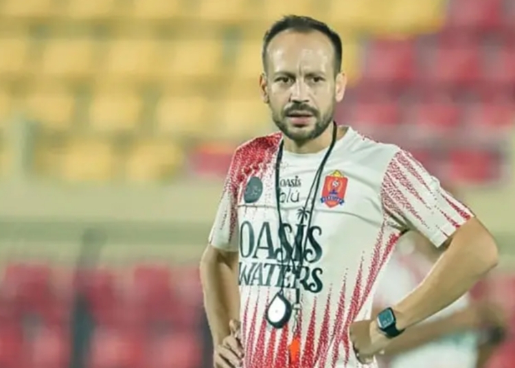 Mario Lemos, mantan pelatih kepala Persijap Jepara yang resmi dipecat setelah kekalahan 1-6 dari Bali United.
