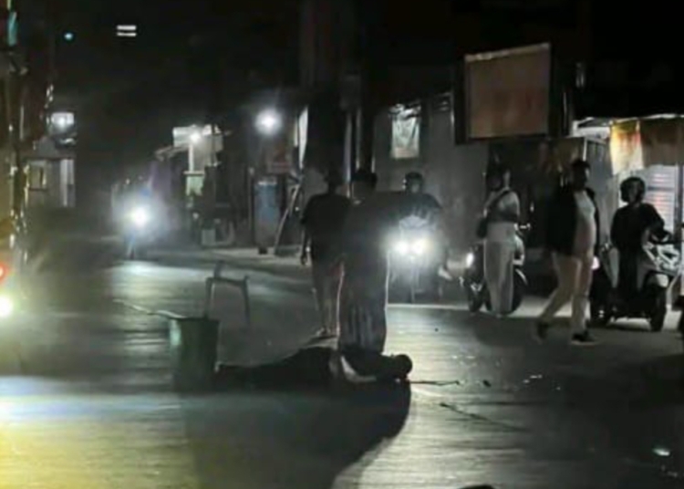 Kecelakaan tunggal di Welahan Jepara, pengendara motor menabrak tiang di depan pabrik Djarum Desa Sekarjati.