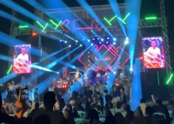 Penusukan maut saat konser dangdut di Demak menewaskan pemuda 22 tahun, luka tusuk menembus jantung.