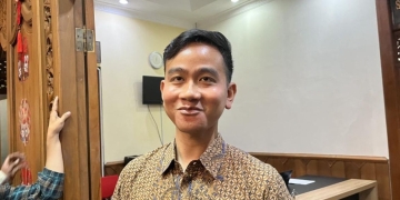 Wakil Presiden Gibran Rakabuming Raka terkait putusan Mahkamah Agung mengenai surat penyetaraan pendidikan SMA.